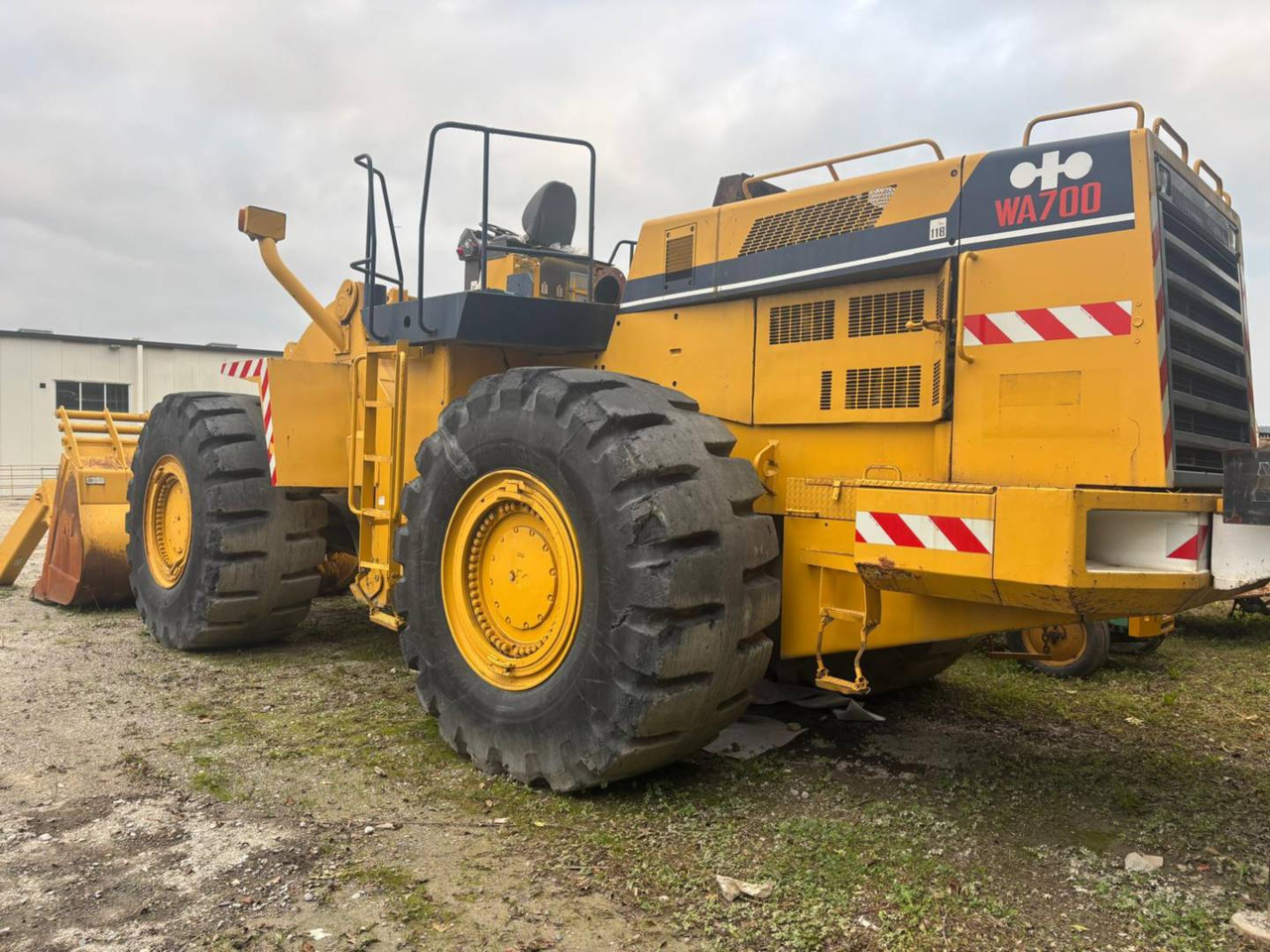 KOMATSU WA700 - Pá carregadora de rodas: foto 4 KOMATSU WA700 - Pá carregadora de rodas: foto 4