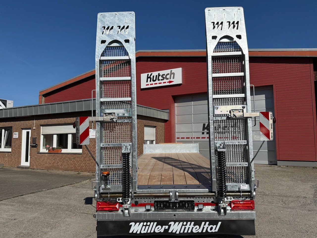 Müller-Mitteltal ETÜ-TA-R 21 Plateau 7m, luftgefedert, LED - Reboque baixa: foto 3 Müller-Mitteltal ETÜ-TA-R 21 Plateau 7m, luftgefedert, LED - Reboque baixa: foto 3