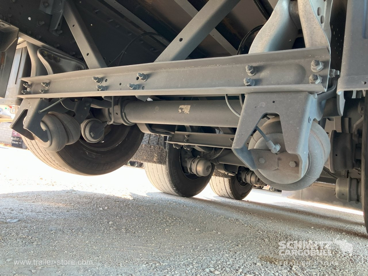 SCHMITZ Semiremolque Lona Standard - Semi-reboque de lona: foto 4 SCHMITZ Semiremolque Lona Standard - Semi-reboque de lona: foto 4