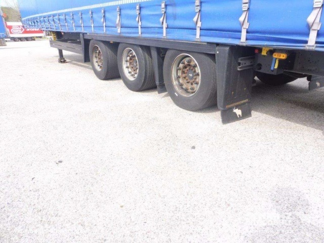 Schmitz Cargobull Curtainsider Mega - Semi-reboque de lona: foto 2 Schmitz Cargobull Curtainsider Mega - Semi-reboque de lona: foto 2