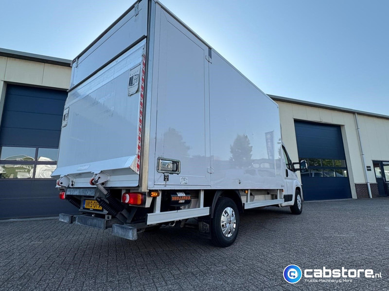 Fiat Ducato 2.3 Multijet 160 Pk Euro 6 - Bouwjaar 2021 - Handgeschakeld 6 speed - Airco - 3 zitplaatsen - Laadklep - Camião furgão: foto 4 Fiat Ducato 2.3 Multijet 160 Pk Euro 6 - Bouwjaar 2021 - Handgeschakeld 6 speed - Airco - 3 zitplaatsen - Laadklep - Camião furgão: foto 4