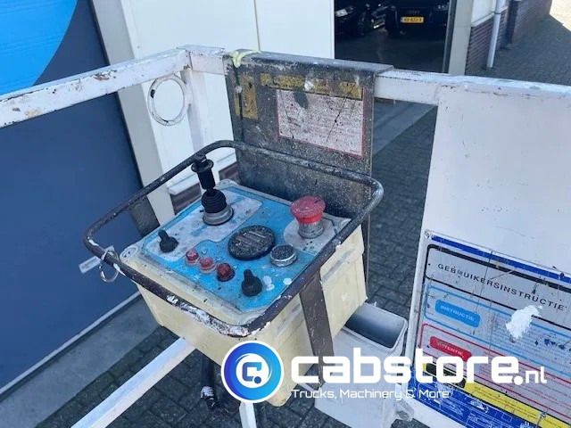 Iteco IG 4080 Schaarhoogwerker Abeitsbuhne - Skylift - Year 2001 - High 6.2 meter - Plataforma de Tijera/ Plataforma de tesoura: foto 4 Iteco IG 4080 Schaarhoogwerker Abeitsbuhne - Skylift - Year 2001 - High 6.2 meter - Plataforma de Tijera/ Plataforma de tesoura: foto 4