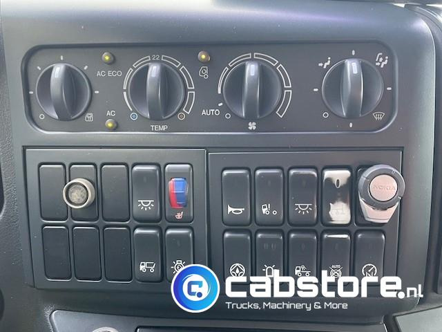 Camião com sistema de cabo, Camião grua MAN TGA 41.440 8X4 BB Palfinger Epsilon Z-Kraan bouwjaar 2011 + NCH 30 Ton's Kabel-containersyteem - Handgeschakeld - Bouwjaar 2007 - Km 582.782: foto 16