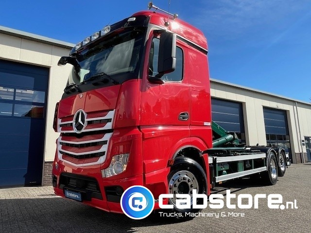 Mercedes-Benz ACTROS 2542 6x2 Euro 6 - HIAB-Multilift 26 Ton's Haakarmsysteem - Containerlift -Bouwjaar 2016 - Km 544.497 - Camião polibenne: foto 3 Mercedes-Benz ACTROS 2542 6x2 Euro 6 - HIAB-Multilift 26 Ton's Haakarmsysteem - Containerlift -Bouwjaar 2016 - Km 544.497 - Camião polibenne: foto 3