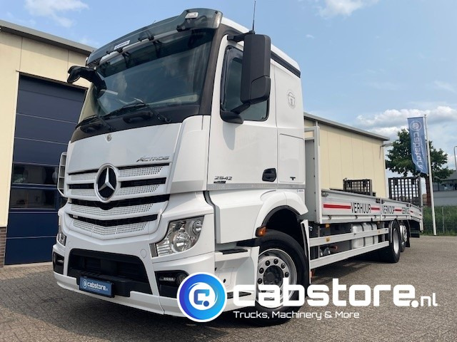 Mercedes-Benz ACTROS Mercedes Benz Actros 2642 6x2 Euro 6 oprijwagen - Bouwjaar 2012 - Volledig luchtgeveerd - Hydraulische rampen - Liftas - APK 11-2025 !! - Laadvermogen - Camião transporte de veículos: foto 2 Mercedes-Benz ACTROS Mercedes Benz Actros 2642 6x2 Euro 6 oprijwagen - Bouwjaar 2012 - Volledig luchtgeveerd - Hydraulische rampen - Liftas - APK 11-2025 !! - Laadvermogen - Camião transporte de veículos: foto 2