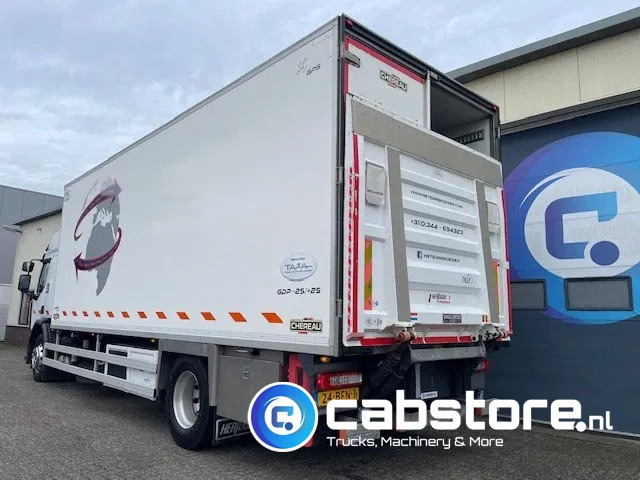 Renault D-19 Wide 4x2 Koelwagen D-19 Wide 4x2 Euro 6 Koelwagen - Kuhlkoffer - Frigo -Thermobox - Year 2015 - CHEREAU BOX - CARRIER Supra 850U - Camião frigorífico: foto 3 Renault D-19 Wide 4x2 Koelwagen D-19 Wide 4x2 Euro 6 Koelwagen - Kuhlkoffer - Frigo -Thermobox - Year 2015 - CHEREAU BOX - CARRIER Supra 850U - Camião frigorífico: foto 3