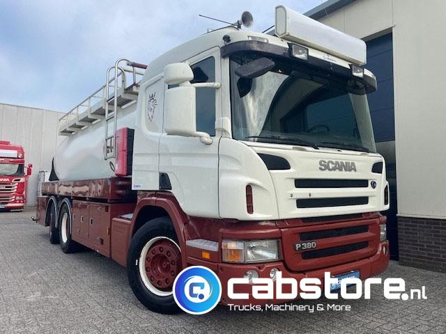 Scania P 380 B 6X2*4 HNA - RETARDER - Tankwagen olie - Olietank - ADR - 16.920 liter - Bouwjaar 2007 - Km 881.924 - Caminhão tanque: foto 1 Scania P 380 B 6X2*4 HNA - RETARDER - Tankwagen olie - Olietank - ADR - 16.920 liter - Bouwjaar 2007 - Km 881.924 - Caminhão tanque: foto 1
