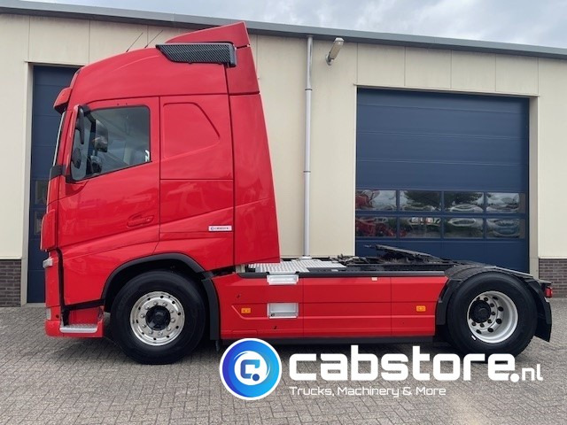 Volvo FH 500 4x2 Euro 6 - Globetrotter - VEB+ Brake - Hydraulic unit - Bouwjaar 2013 - Tractor: foto 3 Volvo FH 500 4x2 Euro 6 - Globetrotter - VEB+ Brake - Hydraulic unit - Bouwjaar 2013 - Tractor: foto 3