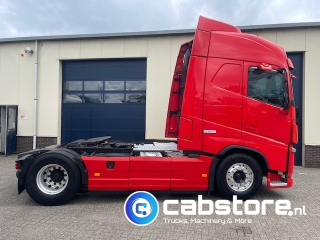 Volvo FH 500 4x2 Euro 6 - Globetrotter - VEB+ Brake - Hydraulic unit - Bouwjaar 2013 - Tractor: foto 4 Volvo FH 500 4x2 Euro 6 - Globetrotter - VEB+ Brake - Hydraulic unit - Bouwjaar 2013 - Tractor: foto 4
