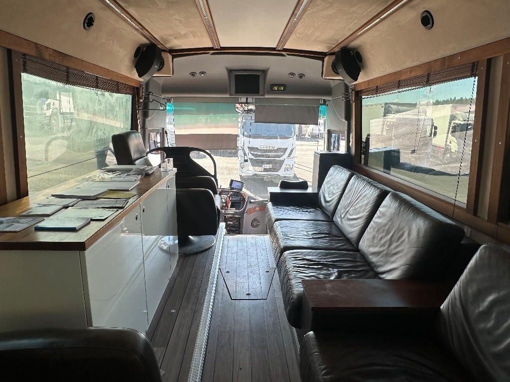 Autocarro Iveco 397E. 12.40 Domino 9hlö matkailuauto: foto 12