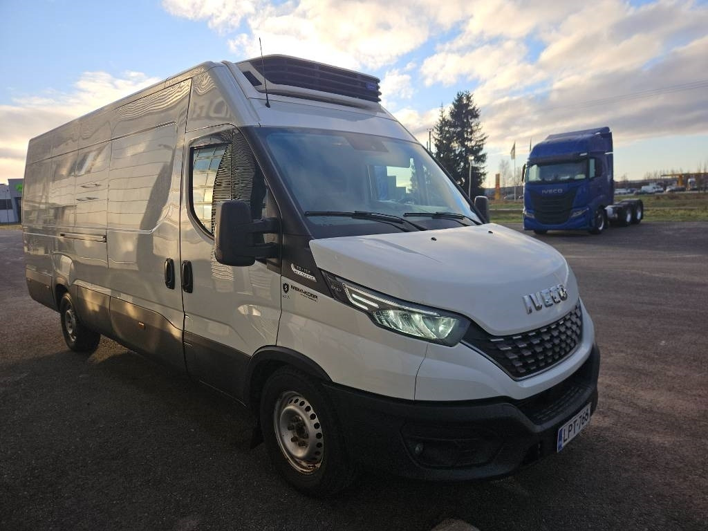 Iveco Daily 35S16A8 kylmäkone  - Carrinha frigorífica: foto 2 Iveco Daily 35S16A8 kylmäkone  - Carrinha frigorífica: foto 2