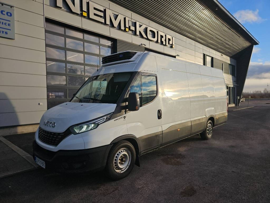 Iveco Daily 35S16A8 kylmäkone  - Carrinha frigorífica: foto 1 Iveco Daily 35S16A8 kylmäkone  - Carrinha frigorífica: foto 1