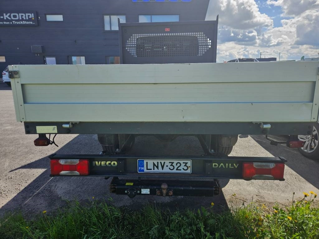 Iveco Daily 35S18, 7hlö kevyt ka - Carrinha de caixa aberta, Carrinha cabine dupla: foto 4 Iveco Daily 35S18, 7hlö kevyt ka - Carrinha de caixa aberta, Carrinha cabine dupla: foto 4