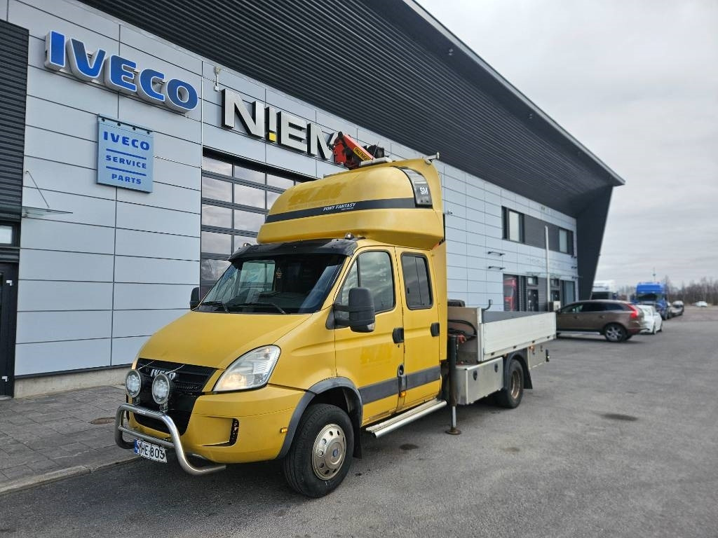 Iveco Daily 65C18 D Palfinger PK3700+ makuuohjaamo - Carrinha de caixa aberta: foto 1 Iveco Daily 65C18 D Palfinger PK3700+ makuuohjaamo - Carrinha de caixa aberta: foto 1