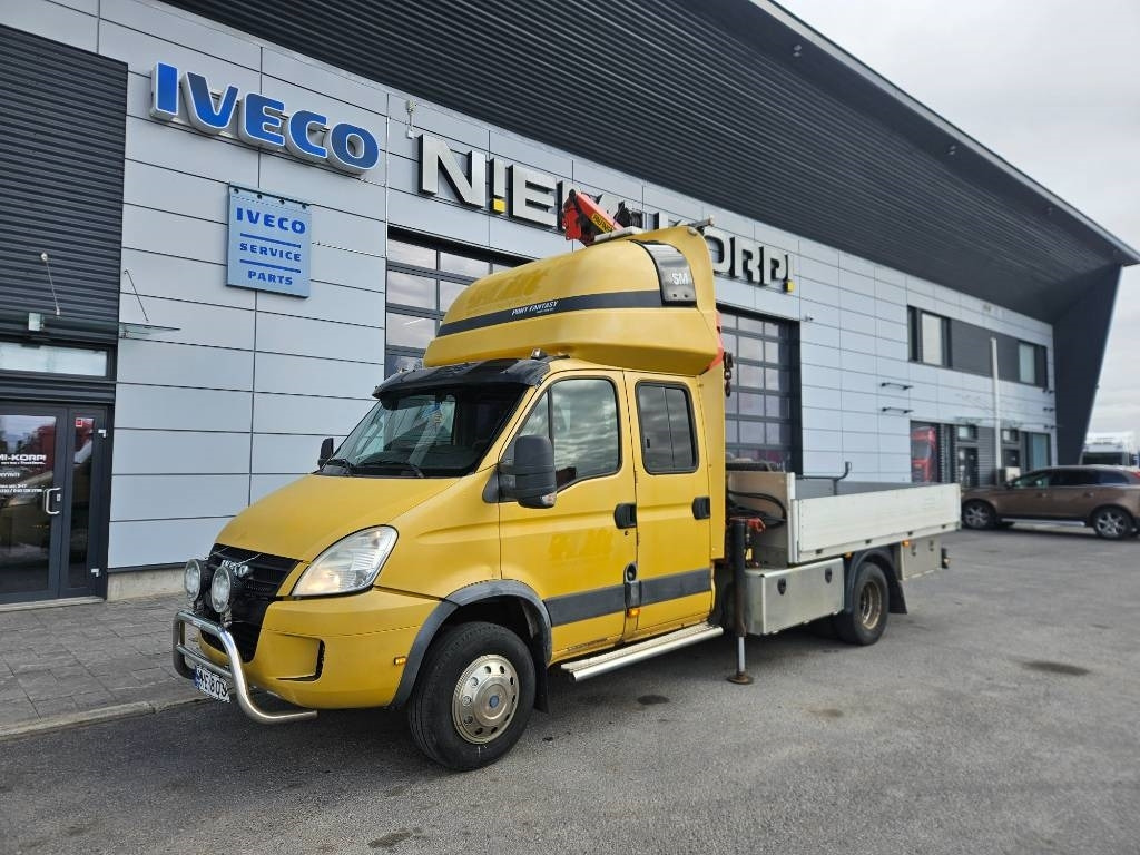 Iveco Daily 65C18 D Palfinger PK3700+ makuuohjaamo - Carrinha de caixa aberta: foto 2 Iveco Daily 65C18 D Palfinger PK3700+ makuuohjaamo - Carrinha de caixa aberta: foto 2