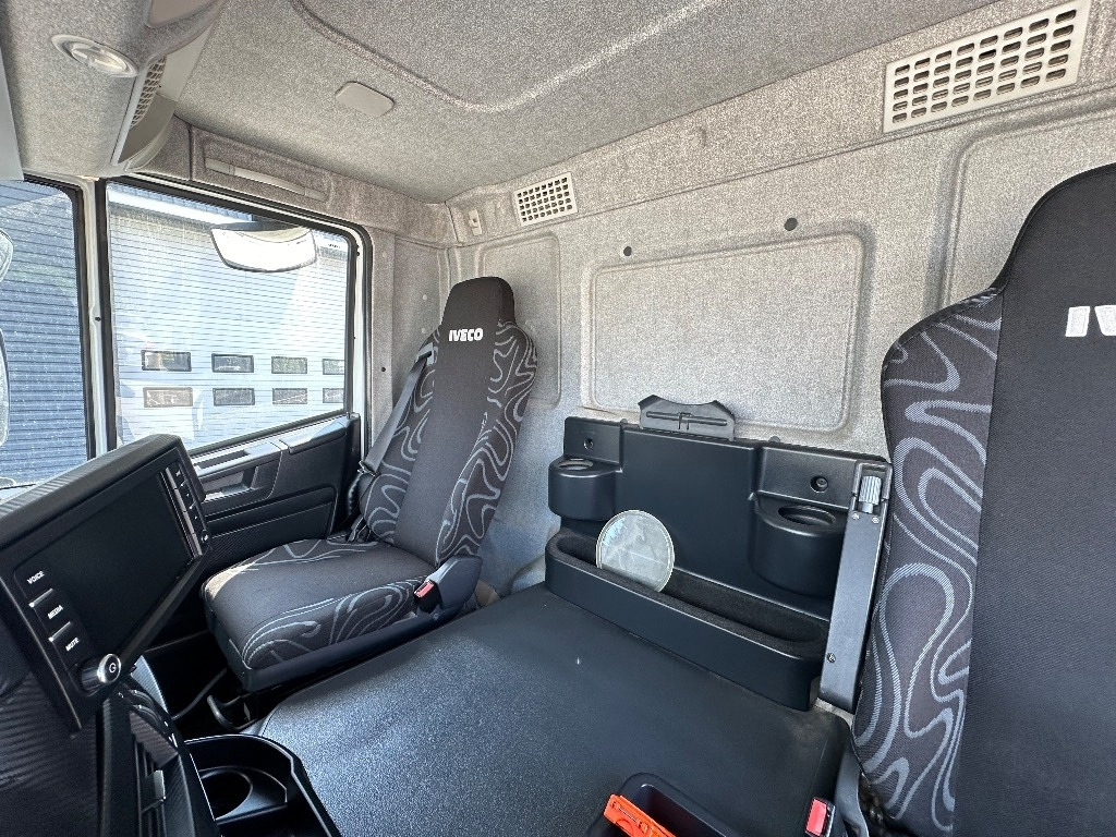 Camião polibenne Iveco Stralis 260S33 6x2*4 CNG: foto 13