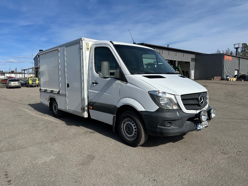 Mercedes-Benz Sprinter 316 Huoltoauto - Carrinha de contentor: foto 2 Mercedes-Benz Sprinter 316 Huoltoauto - Carrinha de contentor: foto 2