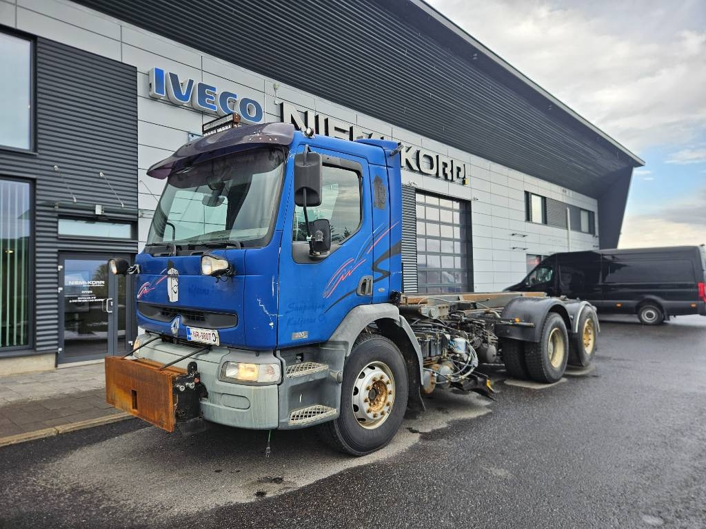 Renault Premium 320 tienhoitoauto - Camião chassi: foto 1 Renault Premium 320 tienhoitoauto - Camião chassi: foto 1
