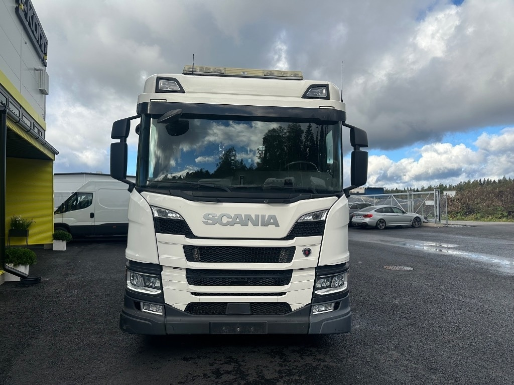 Scania P 370 6x2*4 - Camião polibenne: foto 2 Scania P 370 6x2*4 - Camião polibenne: foto 2