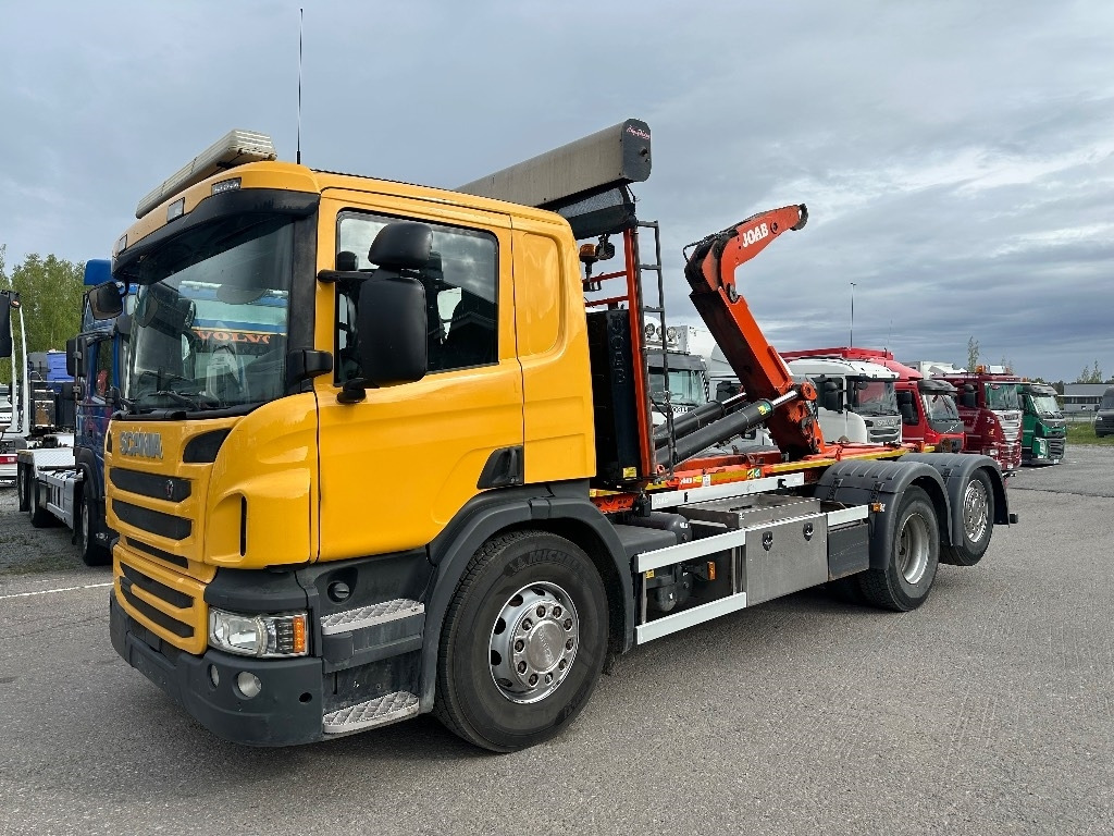 Scania P370 6x2*4 - Camião polibenne: foto 1 Scania P370 6x2*4 - Camião polibenne: foto 1