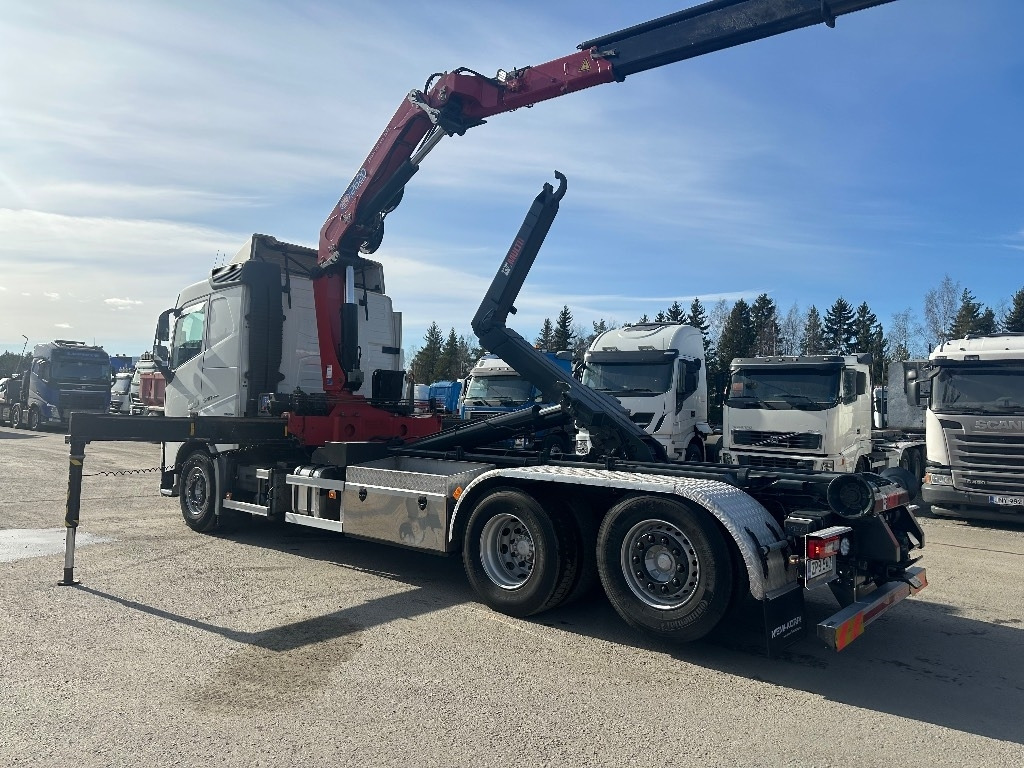 Volvo FH13 540 HMF 2620-K5 - Camião grua: foto 4 Volvo FH13 540 HMF 2620-K5 - Camião grua: foto 4