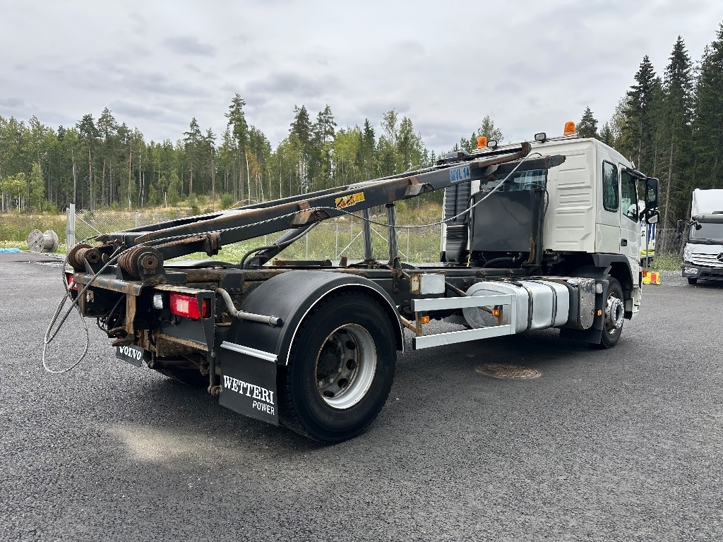 Volvo FM9 4x2 vaijerilaitteilla - Camião multibenne: foto 4 Volvo FM9 4x2 vaijerilaitteilla - Camião multibenne: foto 4