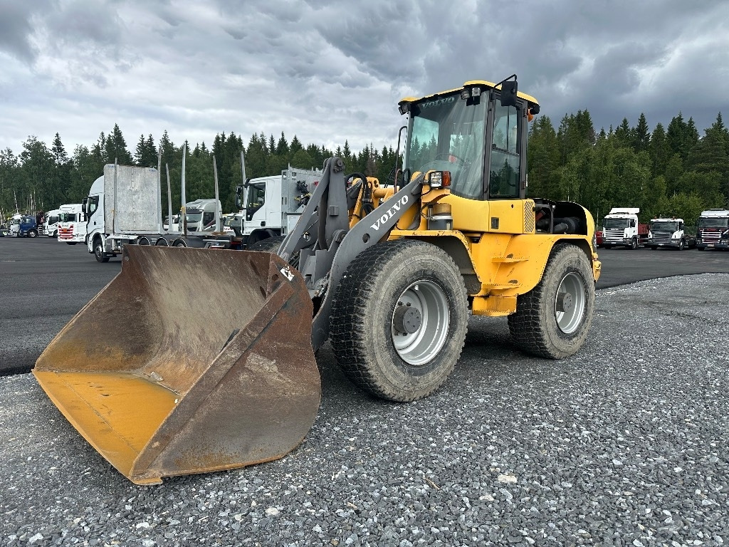 Volvo L45B 4X4 /245 - Pá carregadora de rodas: foto 1 Volvo L45B 4X4 /245 - Pá carregadora de rodas: foto 1