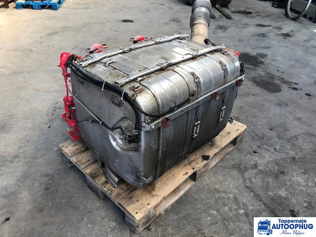 Mercedes-Benz Actros Exhaust Mercedes A 011 490 76 12 - Sistema de escape por Camião: foto 1 Mercedes-Benz Actros Exhaust Mercedes A 011 490 76 12 - Sistema de escape por Camião: foto 1