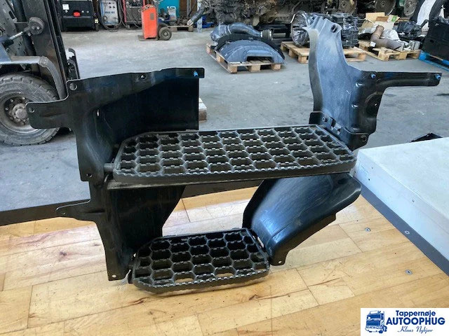 Scania CS trinkasse Scania 2422400 – 2422411 -2422408 - Carroceria e exterior por Camião: foto 1 Scania CS trinkasse Scania 2422400 – 2422411 -2422408 - Carroceria e exterior por Camião: foto 1