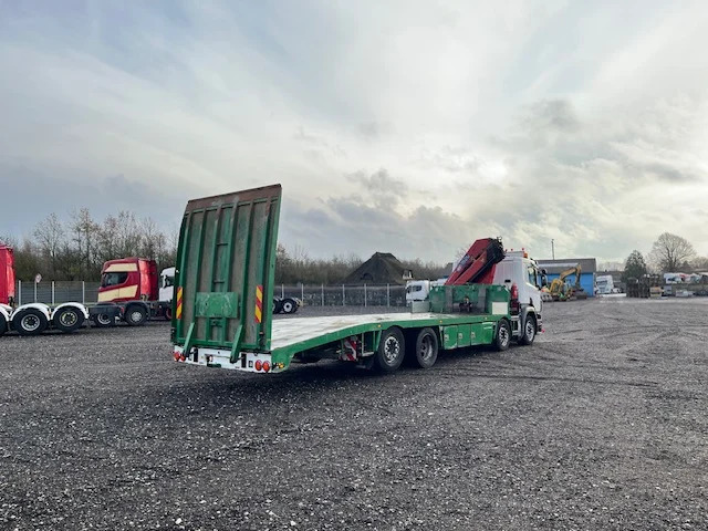 Scania P450 8X2*6 Knæklad + Kran HMF1820 – Machinetransporter - Camião transporte de veículos, Camião grua: foto 4 Scania P450 8X2*6 Knæklad + Kran HMF1820 – Machinetransporter - Camião transporte de veículos, Camião grua: foto 4