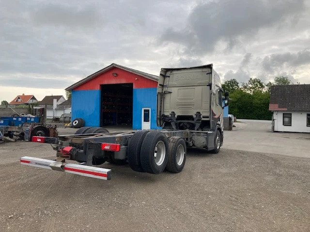 Scania R650 6X2 Retarder - Camião chassi: foto 4 Scania R650 6X2 Retarder - Camião chassi: foto 4