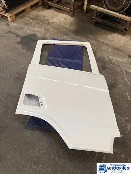 Scania S door LRH – Scania 2653999 - Carroceria e exterior por Camião: foto 1 Scania S door LRH – Scania 2653999 - Carroceria e exterior por Camião: foto 1