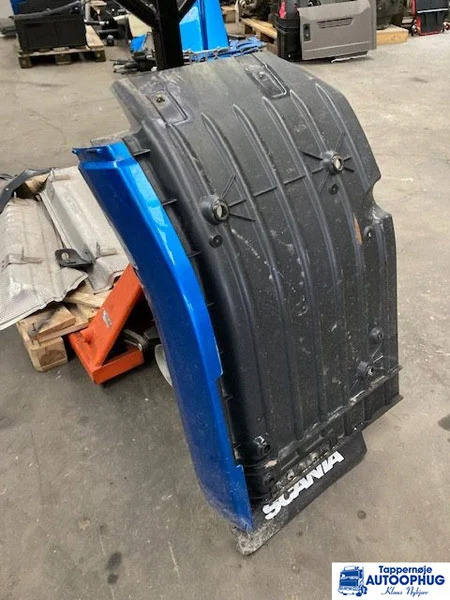 Scania forhjul skærm Scania 2599547 , 2297995 - Carroceria e exterior por Camião: foto 2 Scania forhjul skærm Scania 2599547 , 2297995 - Carroceria e exterior por Camião: foto 2
