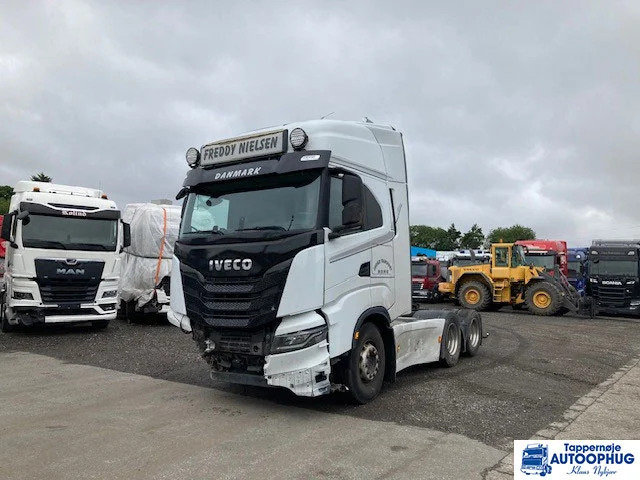 Iveco S-Way 570 6X2 - Tractor: foto 1 Iveco S-Way 570 6X2 - Tractor: foto 1