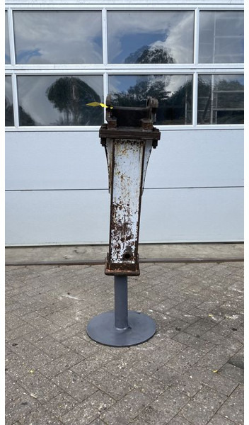 GB 60 - Martelo hidráulico por Máquina de construção: foto 4 GB 60 - Martelo hidráulico por Máquina de construção: foto 4