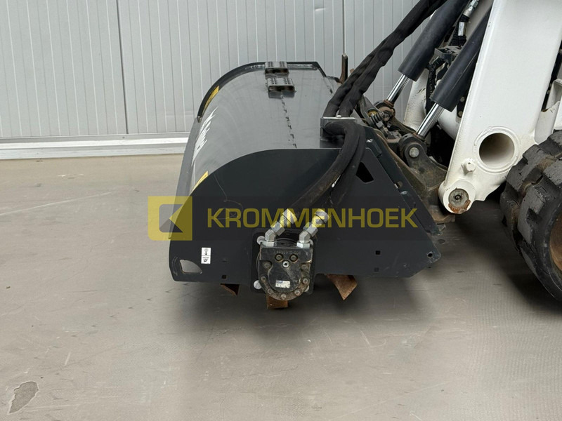 Bobcat Tiller 76 193 cm - Escarificador por Pá carregadora: foto 2 Bobcat Tiller 76 193 cm - Escarificador por Pá carregadora: foto 2