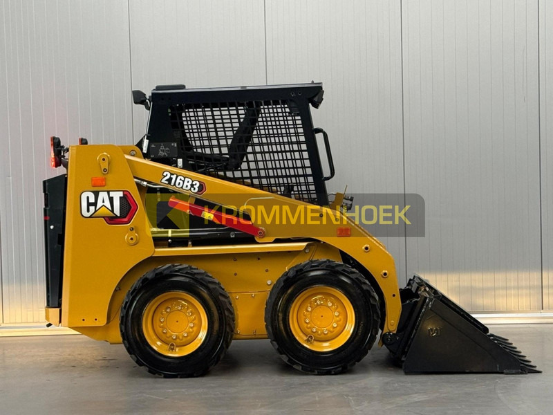 Caterpillar 216 B3 - Mini pá carregadora: foto 5 Caterpillar 216 B3 - Mini pá carregadora: foto 5