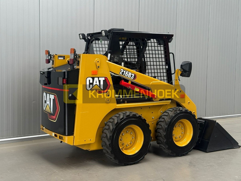 Caterpillar 216 B3 - Mini pá carregadora: foto 4 Caterpillar 216 B3 - Mini pá carregadora: foto 4