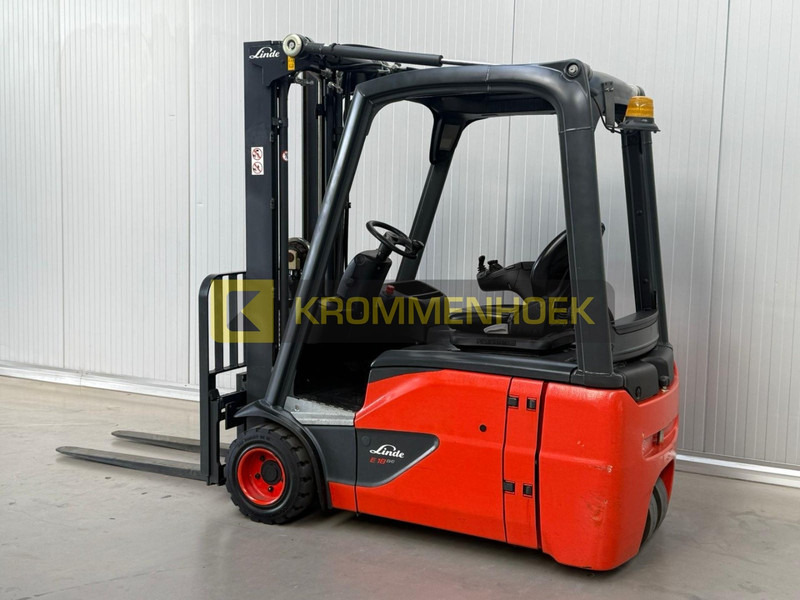 Linde E 18 - Empilhadeira elétrica: foto 3 Linde E 18 - Empilhadeira elétrica: foto 3