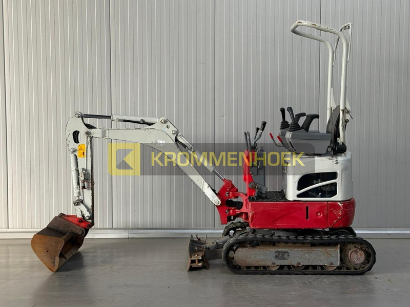 Takeuchi TB 210 R - Mini escavadeira: foto 1 Takeuchi TB 210 R - Mini escavadeira: foto 1