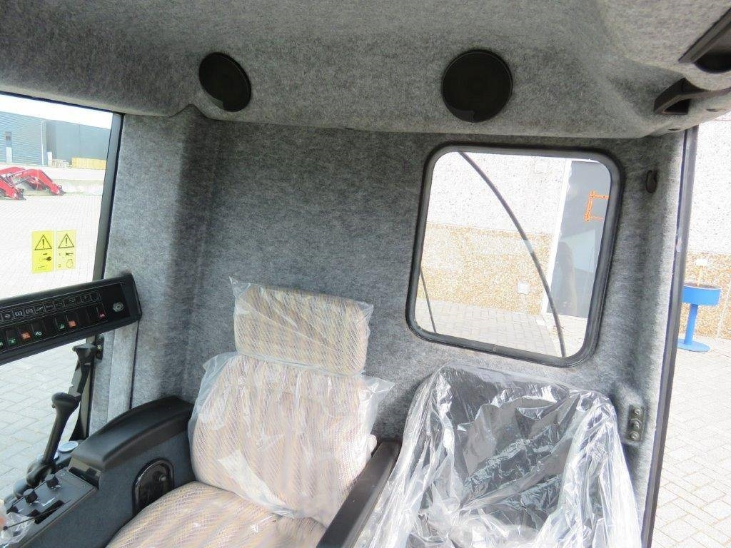 Leasing de CNH Cabine - New Holland TX  CNH Cabine - New Holland TX: foto 31 Leasing de CNH Cabine - New Holland TX  CNH Cabine - New Holland TX: foto 31