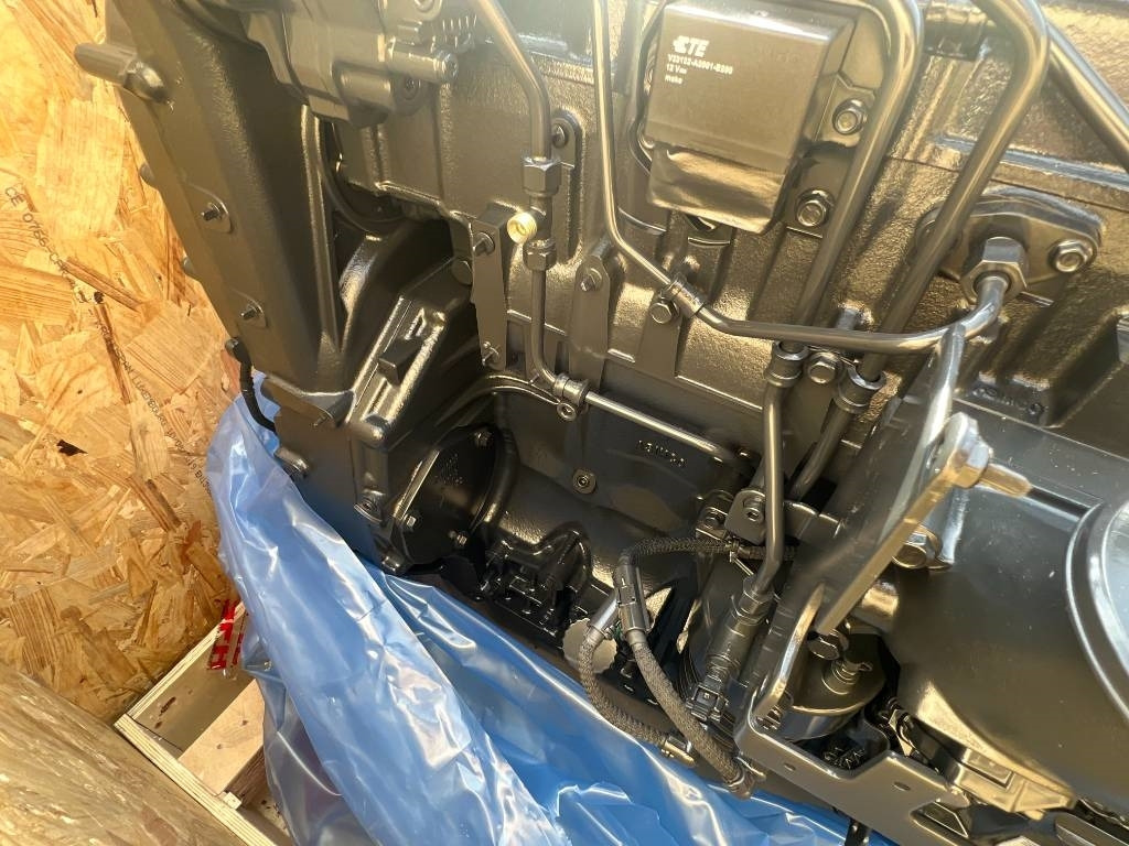 CNH Moteur - FPT Cursor 9 - F2CFE613G - Motor por Máquina agrícola: foto 4 CNH Moteur - FPT Cursor 9 - F2CFE613G - Motor por Máquina agrícola: foto 4
