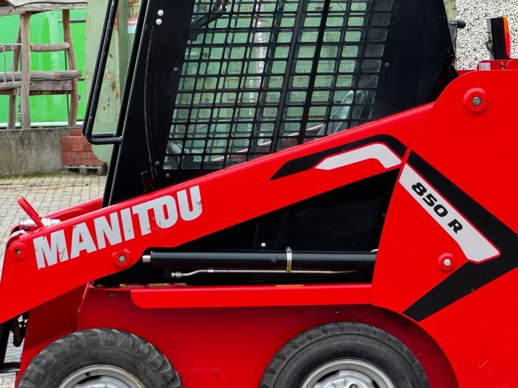 Manitou 850R, 2021, 365 hours! - Mini pá carregadora: foto 3 Manitou 850R, 2021, 365 hours! - Mini pá carregadora: foto 3