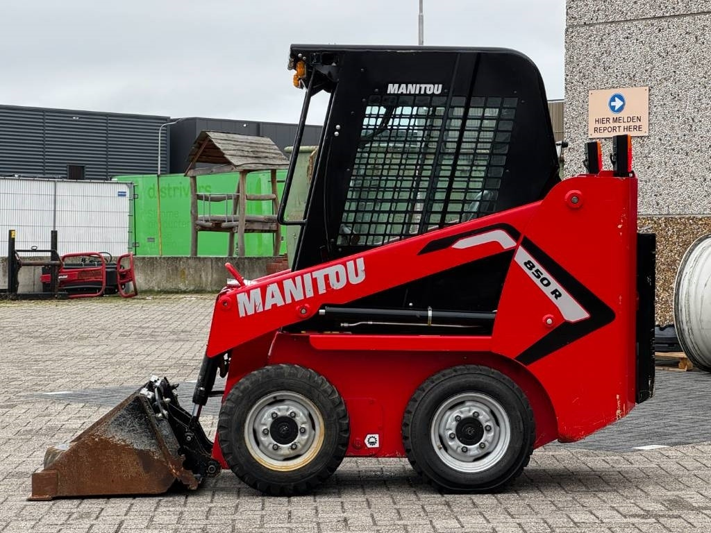 Manitou 850R, 2021, 365 hours! - Mini pá carregadora: foto 2 Manitou 850R, 2021, 365 hours! - Mini pá carregadora: foto 2