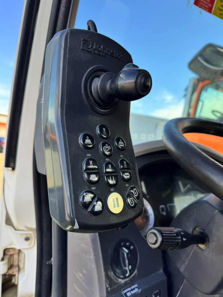 Varredora urbana DAF LF180: foto 10