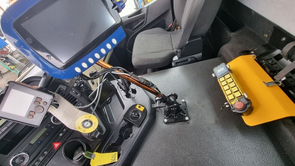 MERCEDES-BENZ Arocs 1824 / Cuthbertson MPB-18 - Camião basculante: foto 4 MERCEDES-BENZ Arocs 1824 / Cuthbertson MPB-18 - Camião basculante: foto 4