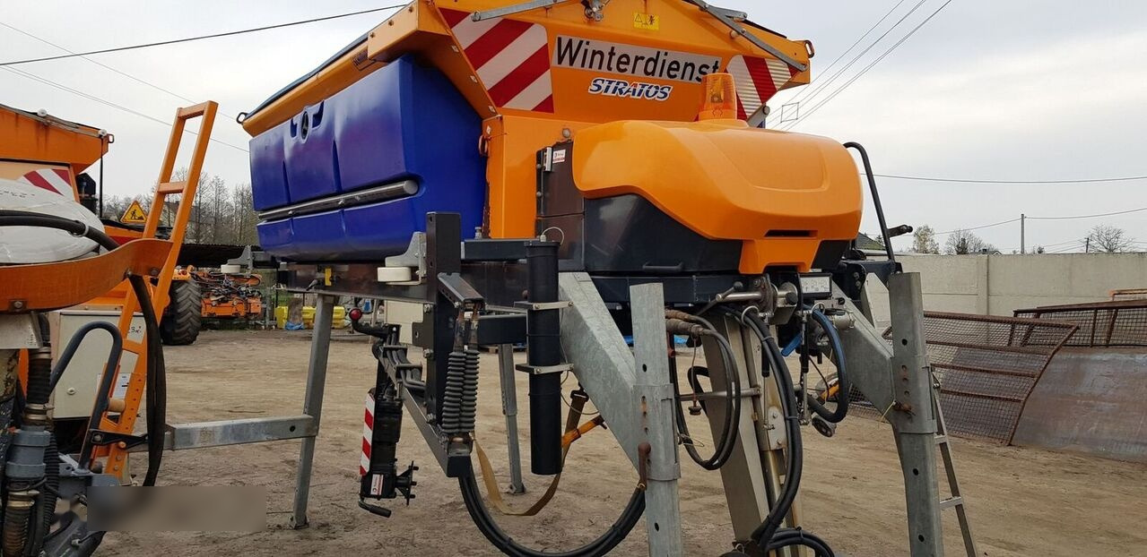 Schmidt Solarko piaskarka SCHMIDT STRATOS 5m3 - Espalhador de areia/ Sal por Veículo municipal/ Especial: foto 5 Schmidt Solarko piaskarka SCHMIDT STRATOS 5m3 - Espalhador de areia/ Sal por Veículo municipal/ Especial: foto 5