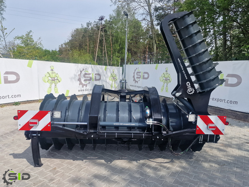 SID SILAGEWALZE / Le rouleau d'ensilage / Silage roller 3,0 m - Rolo agricola: foto 1 SID SILAGEWALZE / Le rouleau d'ensilage / Silage roller 3,0 m - Rolo agricola: foto 1