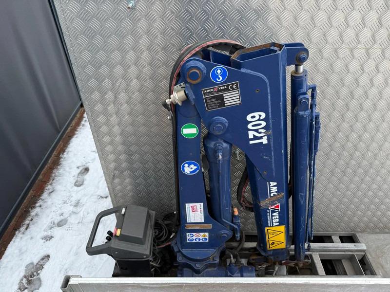 Iveco Daily 40C18 3.0 PICK-UP Amco Veba 602T KRAAN Euro 6 AUTOMAAT - Carrinha de caixa aberta: foto 4 Iveco Daily 40C18 3.0 PICK-UP Amco Veba 602T KRAAN Euro 6 AUTOMAAT - Carrinha de caixa aberta: foto 4