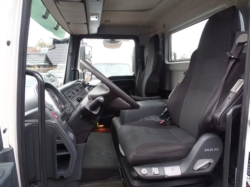 MAN TGL 8.180 TIJHOF AIRCO LIER SPER DIFF - Camião transporte de veículos: foto 4 MAN TGL 8.180 TIJHOF AIRCO LIER SPER DIFF - Camião transporte de veículos: foto 4